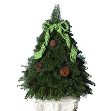 Load image into Gallery viewer, Crochet Bow Tabletop Christmas Tree